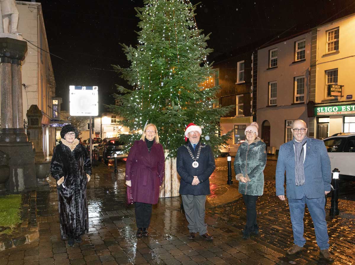 Turning on Christmas Lights at Sligo City Hall 